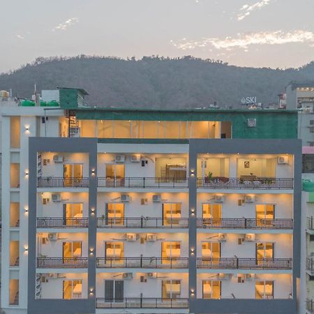 Perfectstayz Alpine Near Laxman Jhula リシケーシュ エクステリア 写真