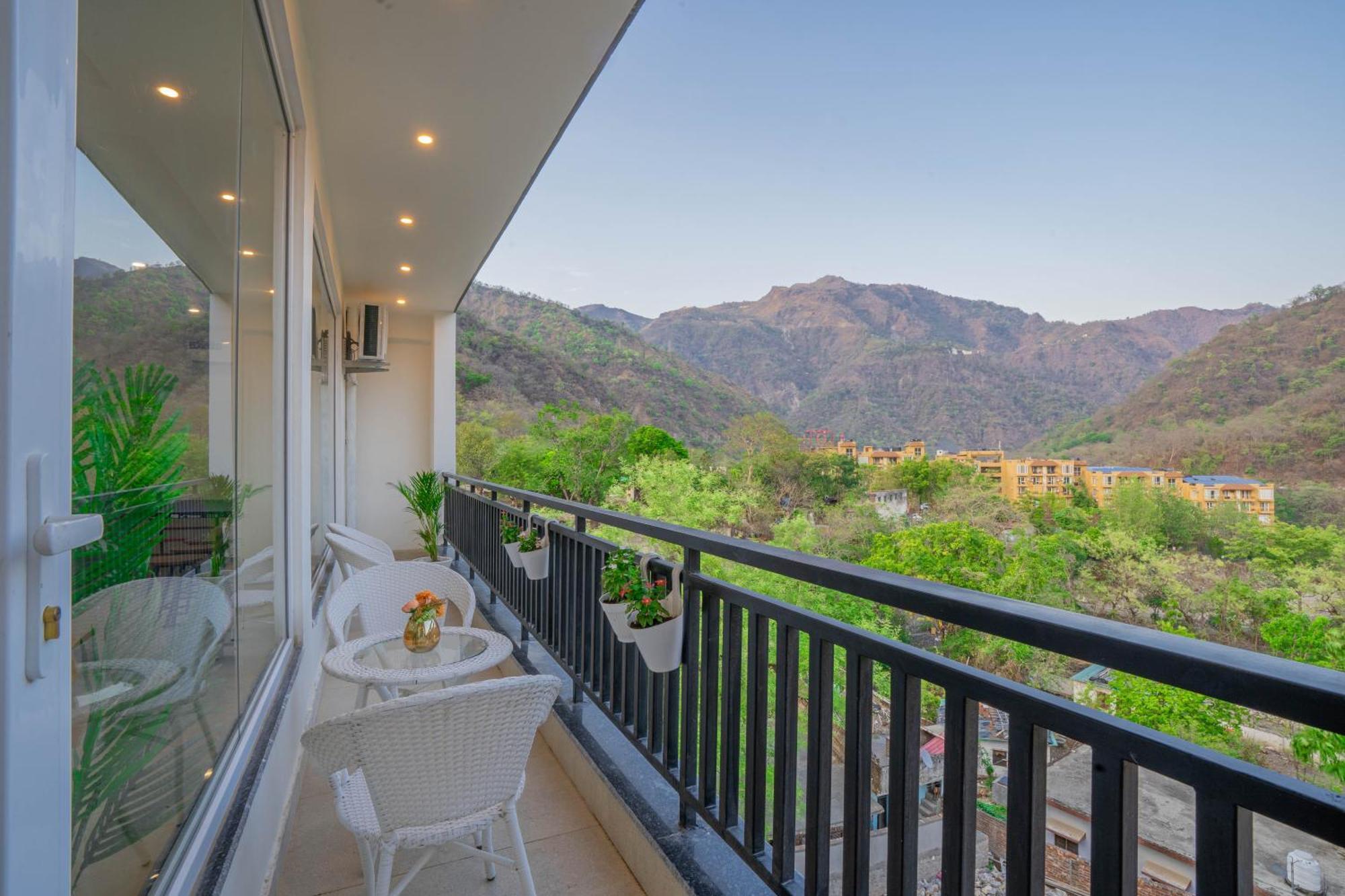 Perfectstayz Alpine Near Laxman Jhula リシケーシュ エクステリア 写真