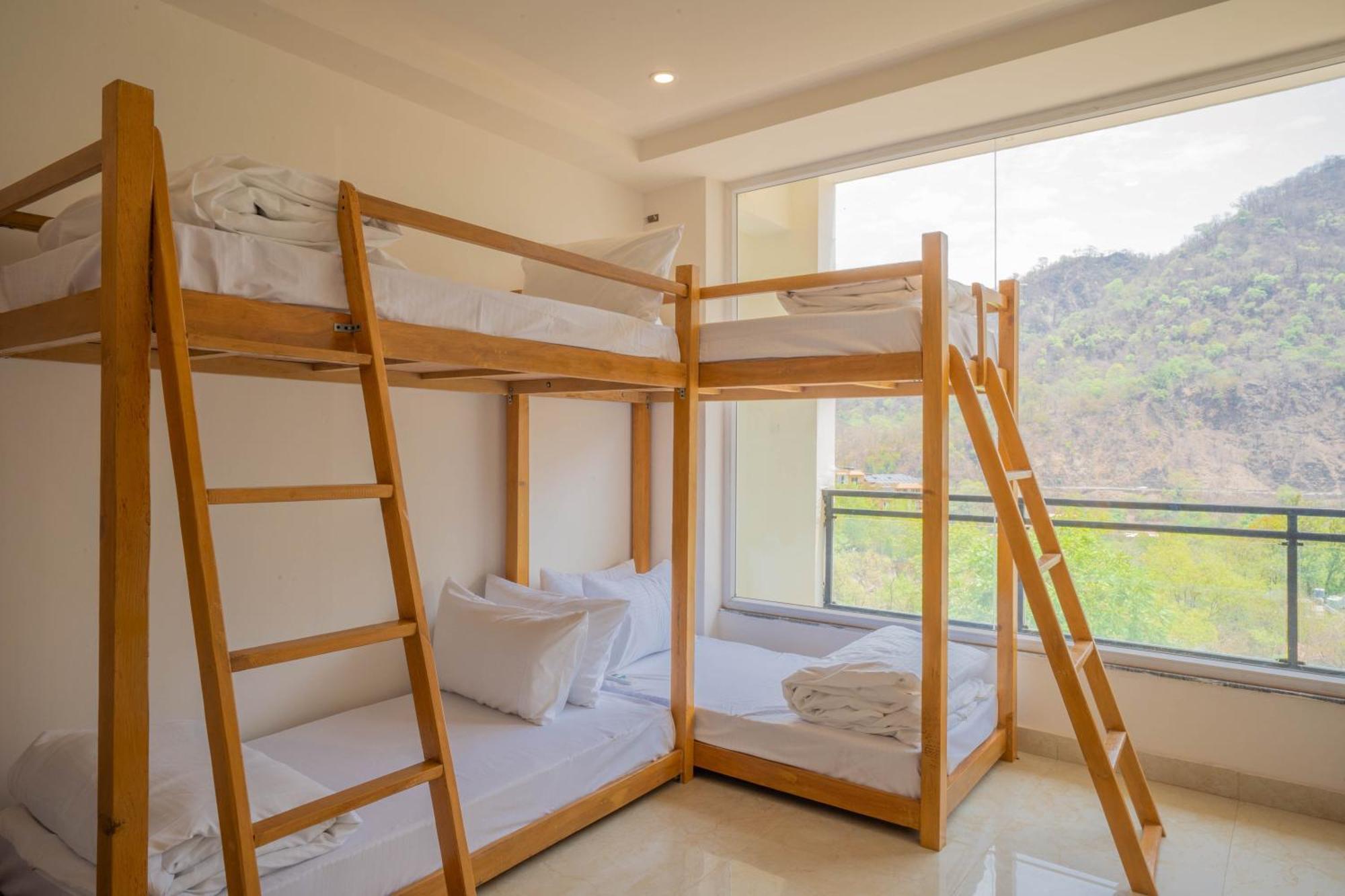 Perfectstayz Alpine Near Laxman Jhula リシケーシュ エクステリア 写真