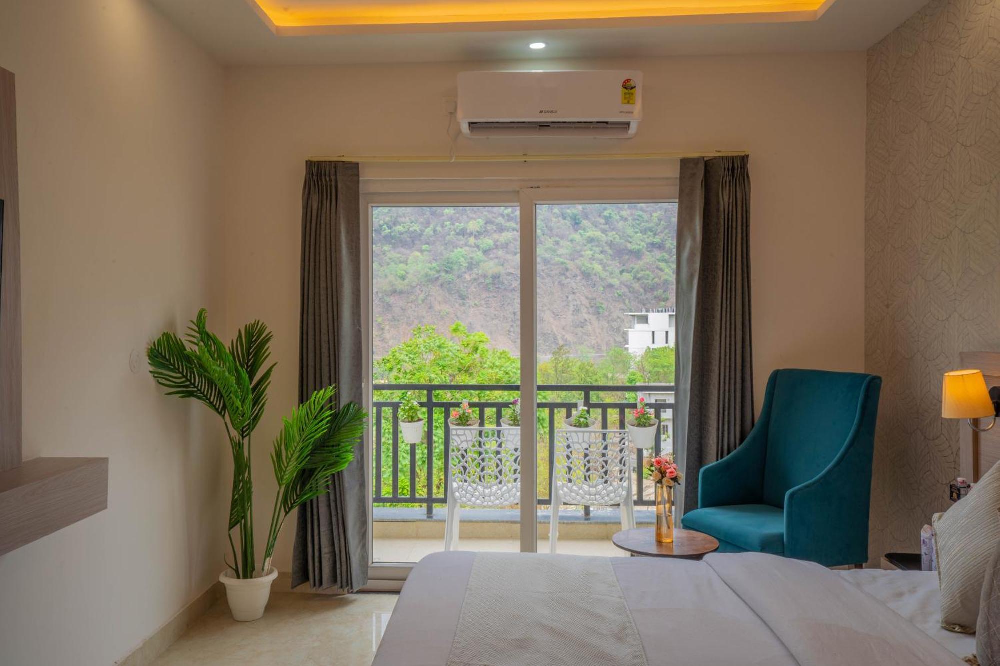 Perfectstayz Alpine Near Laxman Jhula リシケーシュ エクステリア 写真